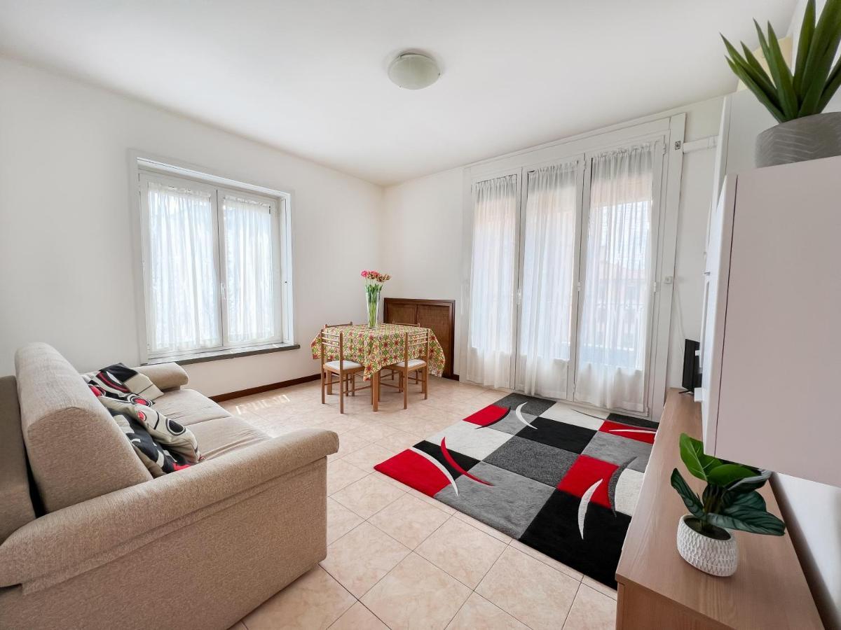 Apartamento Sunrise 15 Min Duomo Milán Exterior foto